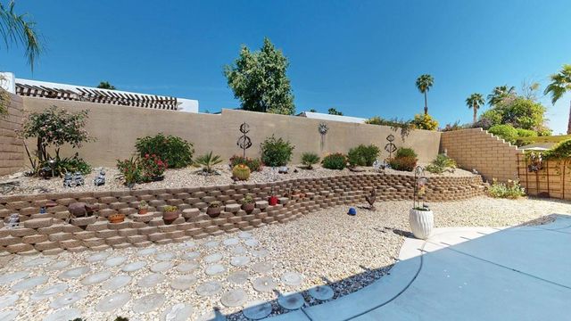 118 Shoreline Drive, Rancho Mirage, CA 92270