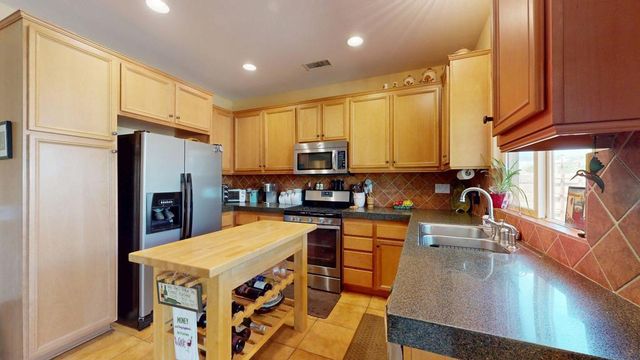 118 Shoreline Drive, Rancho Mirage, CA 92270