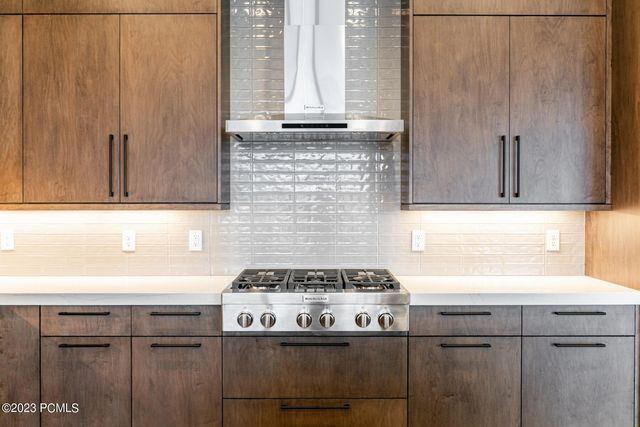 854 E Klaim Drive, Hideout, UT 84036