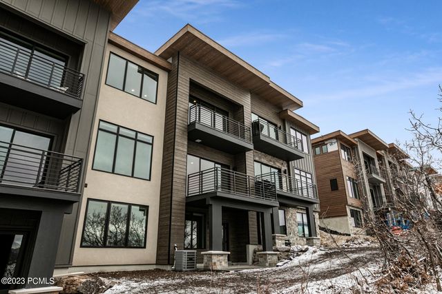 854 E Klaim Drive, Hideout, UT 84036