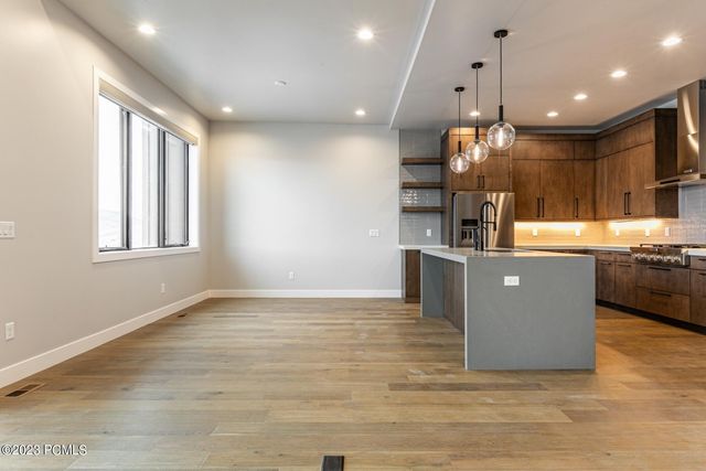 854 E Klaim Drive, Hideout, UT 84036