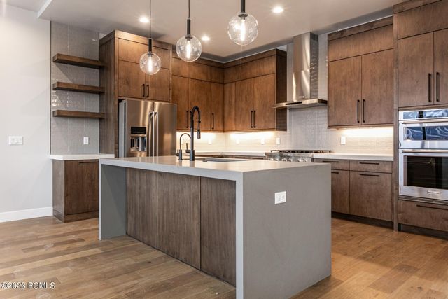 854 E Klaim Drive, Hideout, UT 84036