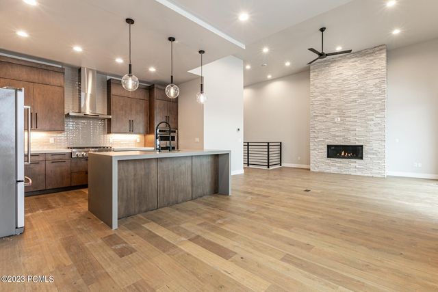 854 E Klaim Drive, Hideout, UT 84036