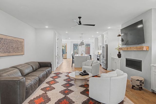 1320B Lischey Ave, Nashville, TN 37207