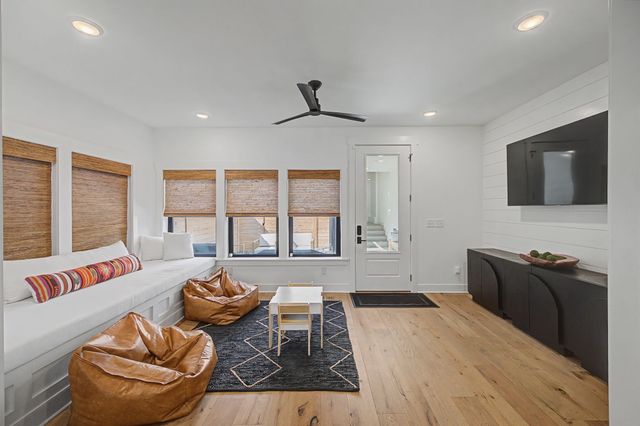 1320B Lischey Ave, Nashville, TN 37207