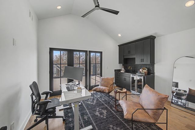 1320B Lischey Ave, Nashville, TN 37207