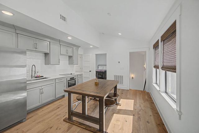 1320B Lischey Ave, Nashville, TN 37207