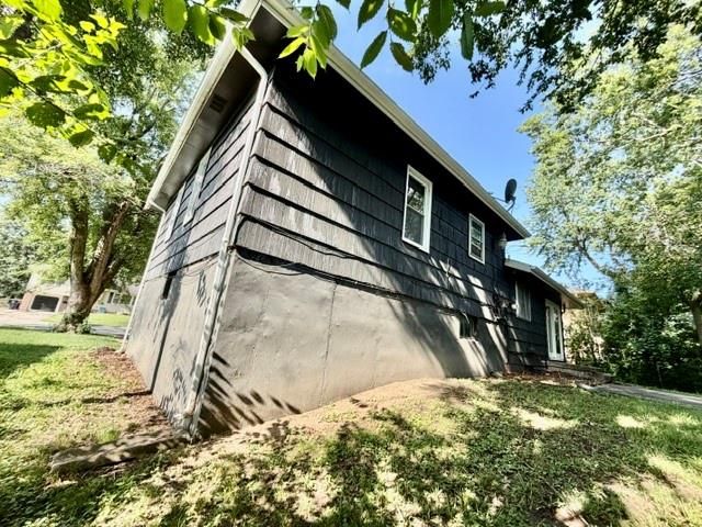 7906 E 93rd Street, Kansas City, MO 64138