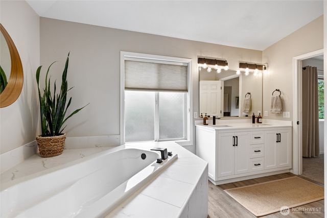 38040 37th Place S, Auburn, WA 98001