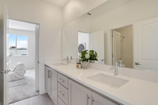3229 Accelerator Avenue 1005, Fremont, CA 94538