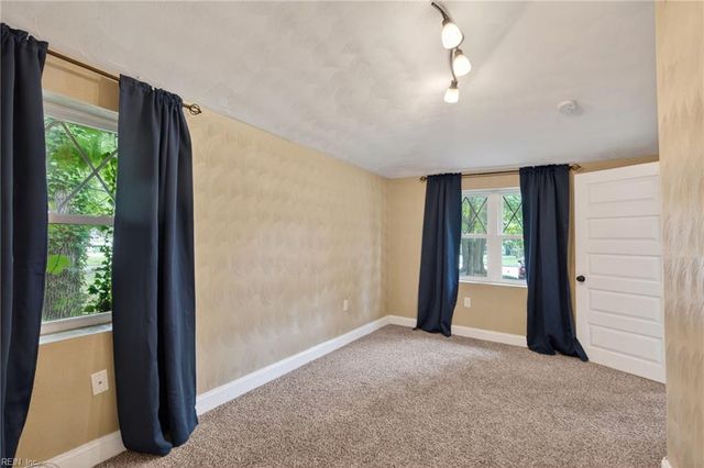 500 Bayview BLVD E, Norfolk, VA 23503