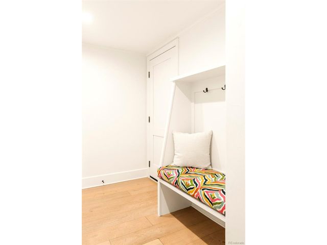 35 S Bellaire St, Denver, CO 80246