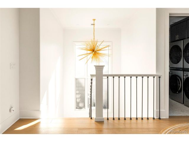 35 S Bellaire St, Denver, CO 80246