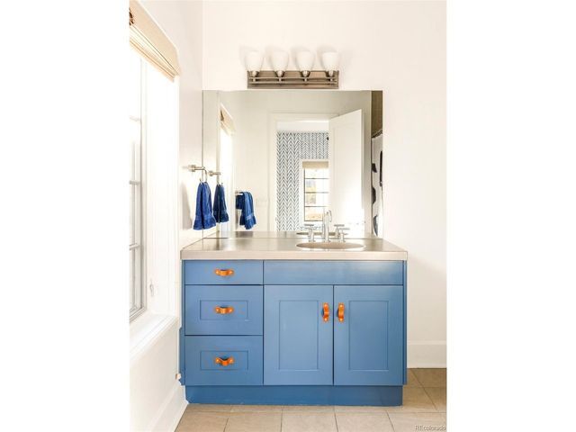 35 S Bellaire St, Denver, CO 80246