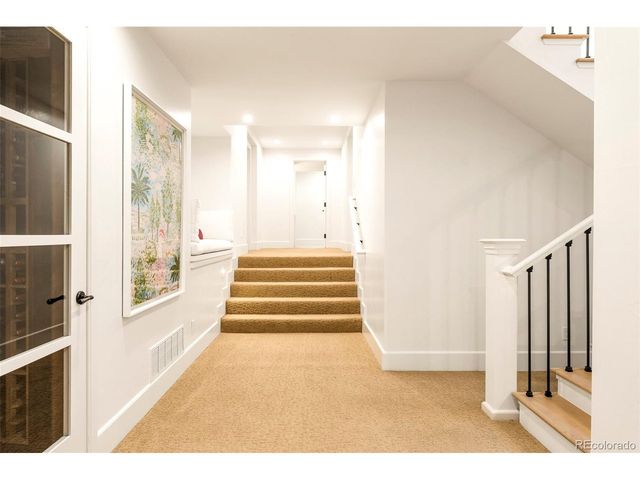 35 S Bellaire St, Denver, CO 80246