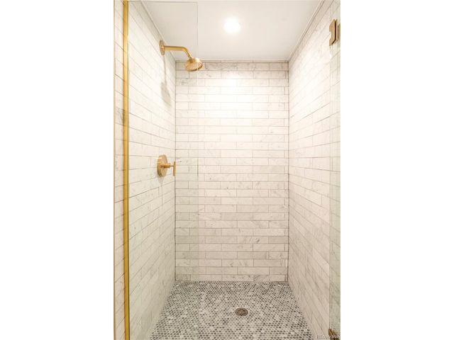 35 S Bellaire St, Denver, CO 80246