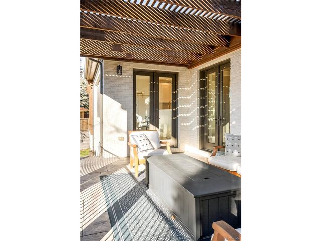 35 S Bellaire St, Denver, CO 80246