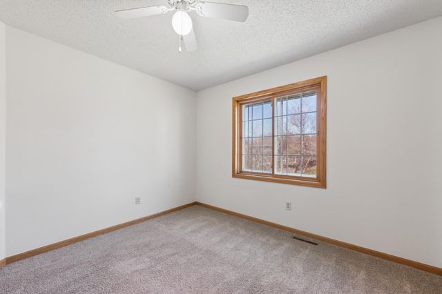 3877 Kennet Circle, Eagan, MN 55123