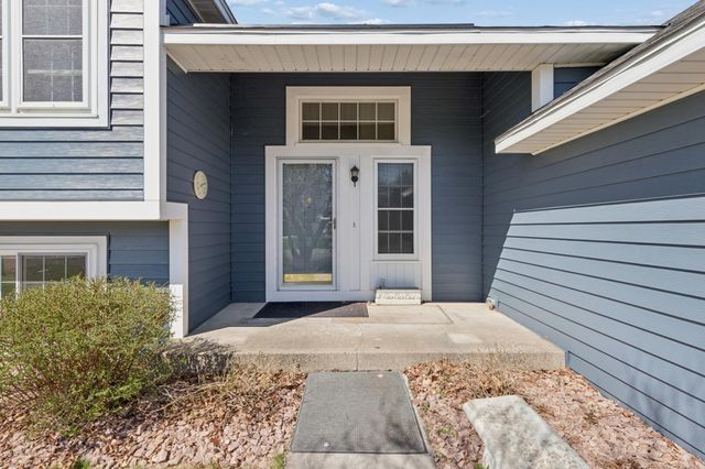 3877 Kennet Circle, Eagan, MN 55123