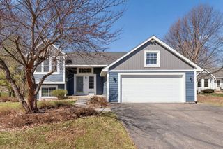 3877 Kennet Circle, Eagan, MN 55123