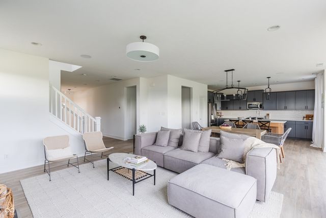 12160 Olivine Avenue, Cumberland, IN 46229