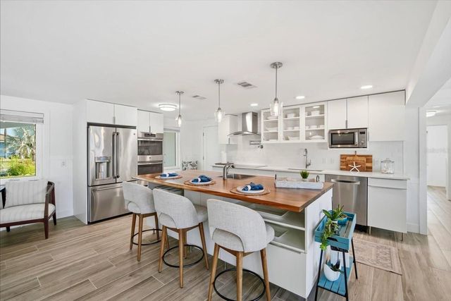 617 DUNDEE LANE, Holmes Beach, FL 34217