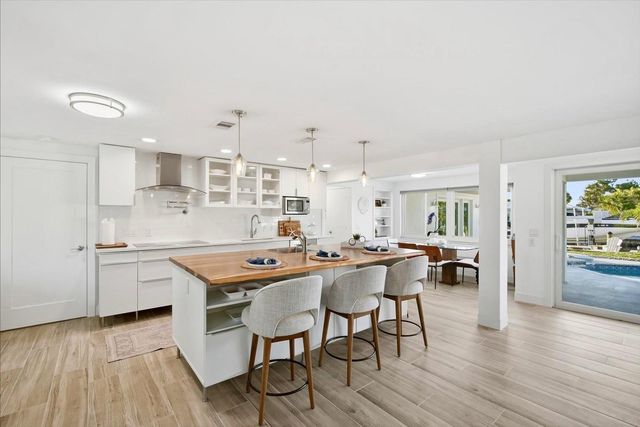 617 DUNDEE LANE, Holmes Beach, FL 34217