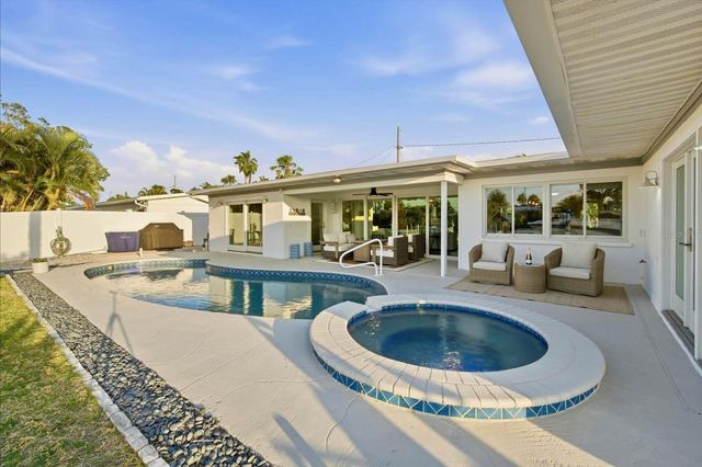 617 DUNDEE LANE, Holmes Beach, FL 34217