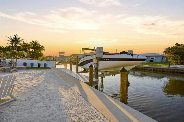 617 DUNDEE LANE, Holmes Beach, FL 34217