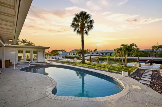 617 DUNDEE LANE, Holmes Beach, FL 34217