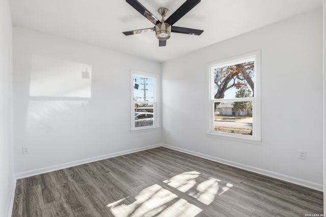 121 ELAND DR, San Antonio, TX 78213