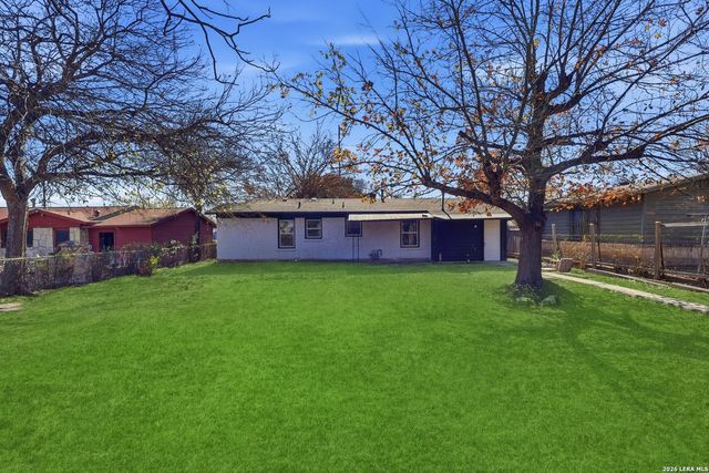 121 ELAND DR, San Antonio, TX 78213