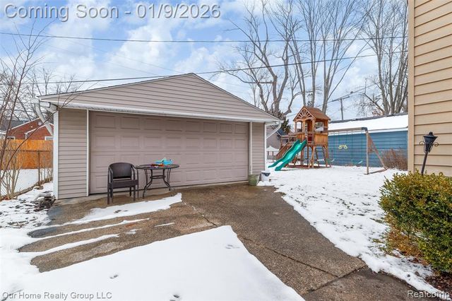 1660 Princeton Road, Berkley, MI 48072