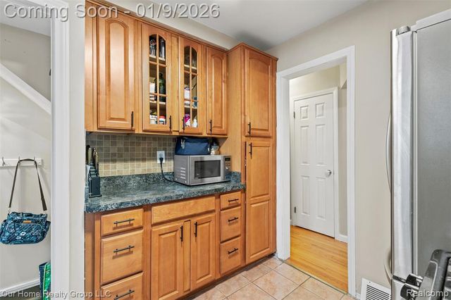 1660 Princeton Road, Berkley, MI 48072