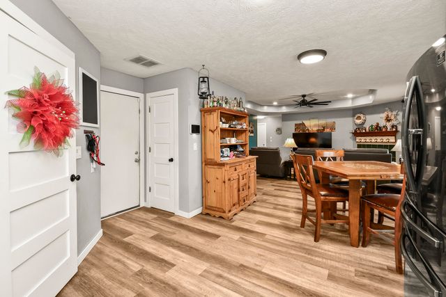 3866 S Leawood Avenue, Springfield, MO 65807