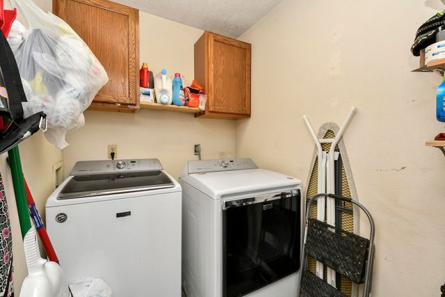 3866 S Leawood Avenue, Springfield, MO 65807