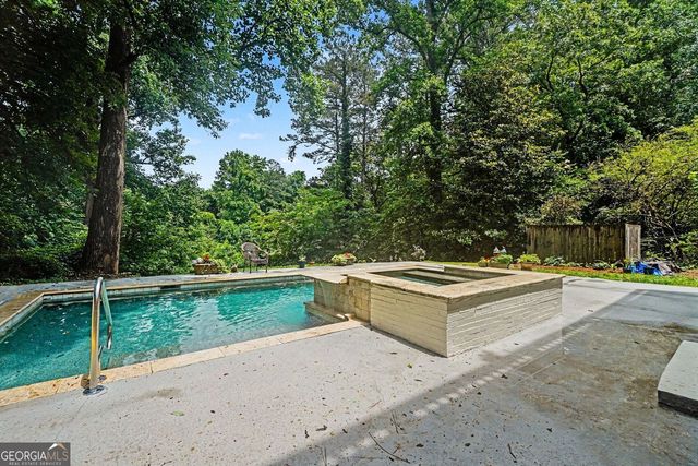 4575 Tall Pines Drive NW, Atlanta, GA 30327