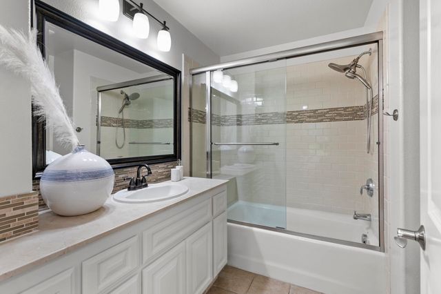 3925 Borgo Cmn, Fremont, CA 94538