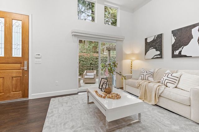 3925 Borgo Cmn, Fremont, CA 94538