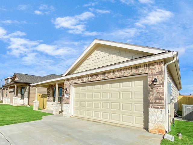 13067 Clearview Drive, Willis, TX 77318