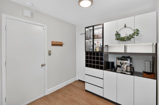 4920 SKY Pkwy, Sacramento, CA 95823