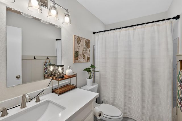 4920 SKY Pkwy, Sacramento, CA 95823