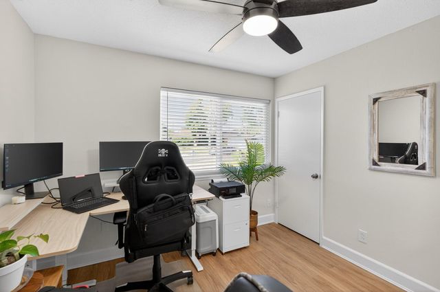 4920 SKY Pkwy, Sacramento, CA 95823