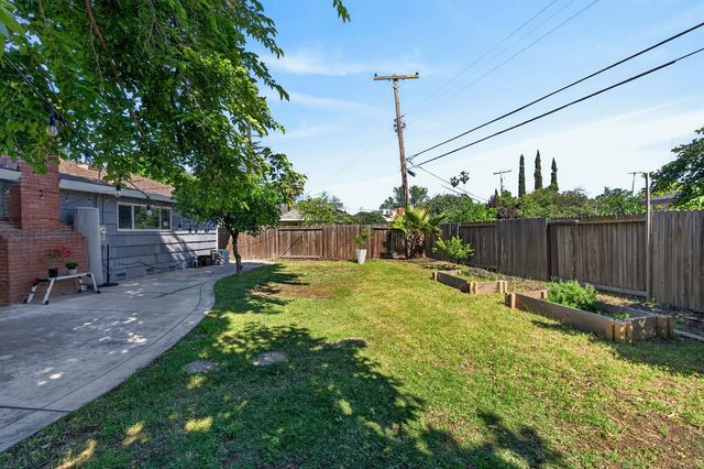 4920 SKY Pkwy, Sacramento, CA 95823