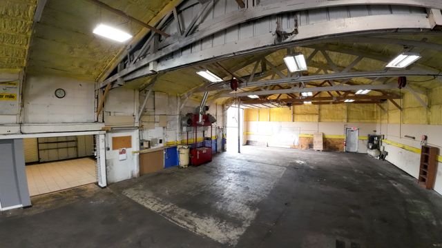 17620 Chicago Avenue, Lansing, IL 60438