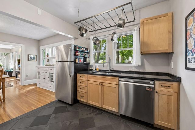 2500 E 42nd Street, Minneapolis, MN 55406