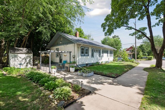 2500 E 42nd Street, Minneapolis, MN 55406