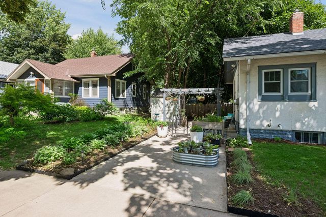 2500 E 42nd Street, Minneapolis, MN 55406