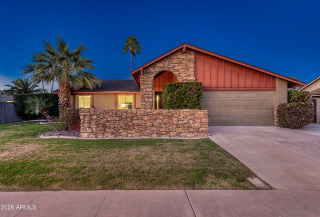 3229 N DESOTO Street, Chandler, AZ 85224