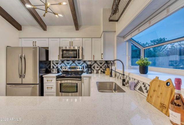 3229 N DESOTO Street, Chandler, AZ 85224